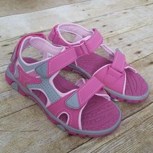 Youth Girls Khombu Sandals (sz 3)